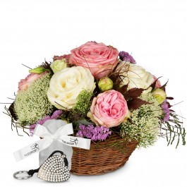 A Basket full of Poetry with Roses, incl. Key Ring with 112, A Basket full of Poetry with Roses, incl. Key Ring with 112