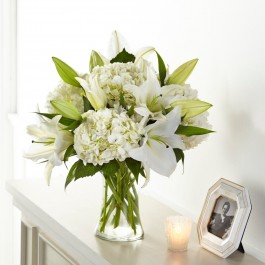 Compassionate Lily™ Bouquet, Compassionate Lily™ Bouquet