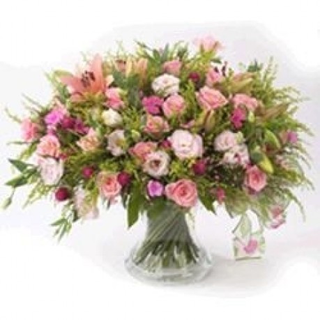 BOUQUET IN PINKS, BOUQUET IN PINKS