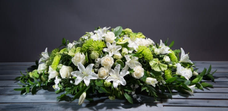 Enviar flores para um funeral ao velorio