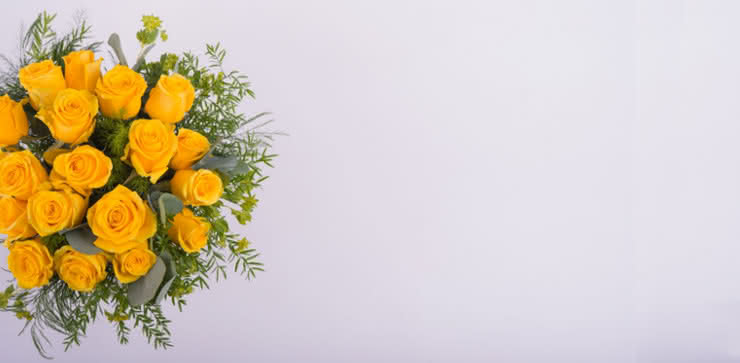 Enviar arranjo de rosas amarelas ao domicílio