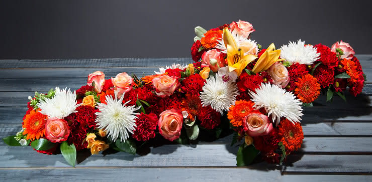 Enviar coroa de flores para um funeral ao velorio