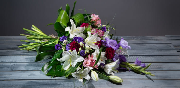 Enviar flores para um funeral ao velorio